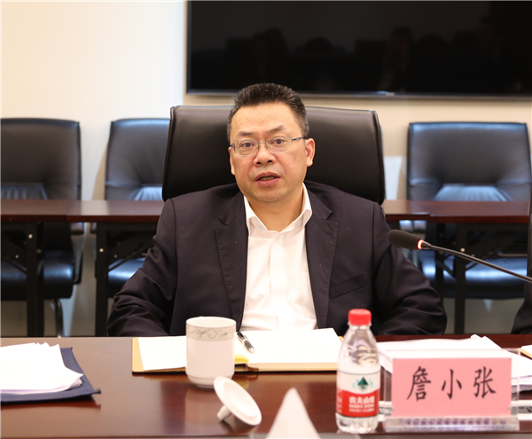 集團公司總經(jīng)理詹小張一行到公司調(diào)研指導工作
