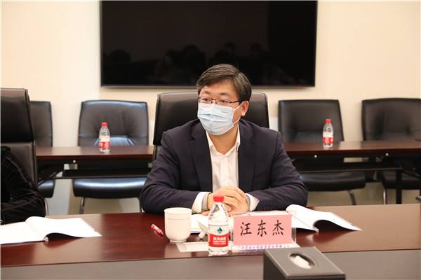 集團公司副總經(jīng)理汪東杰一行赴浙商中拓調(diào)研財務管理工作