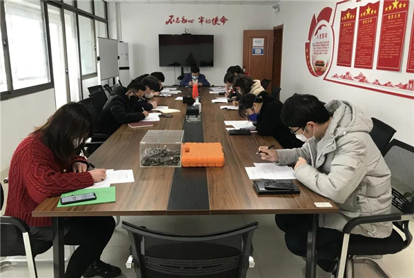 各單位積極學(xué)習(xí)貫徹浙商中拓黨風(fēng)廉政建設(shè)工作會(huì)議精神