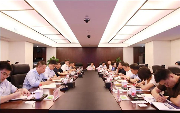 愛康集團董事長鄒承慧一行到訪我司