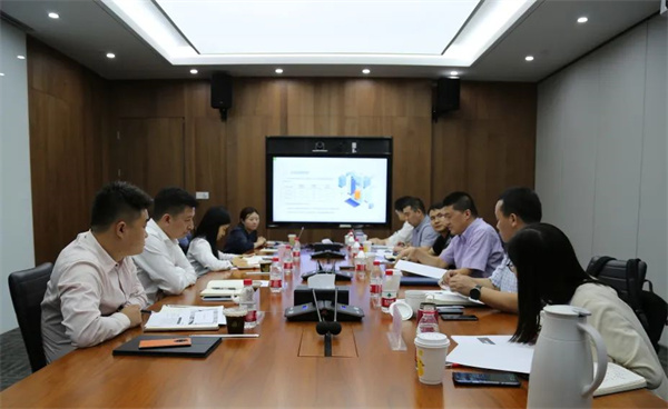 公司黨委書記、董事長袁仁軍調(diào)研駐滬業(yè)務(wù)單位