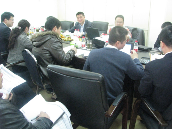 袁仁軍董事長(zhǎng)布置落實(shí)事業(yè)三部2012年收官及2013年預(yù)算工作