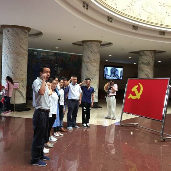 公司第十三黨支部參觀百色起義紀念館，永葆黨員先進性